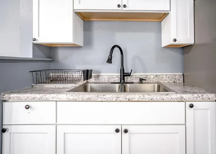 Mineola Bay Lakeview And Access - Fully Furnished Monthly & Seasonal In Fox Hébergement de vacances Fox Lake